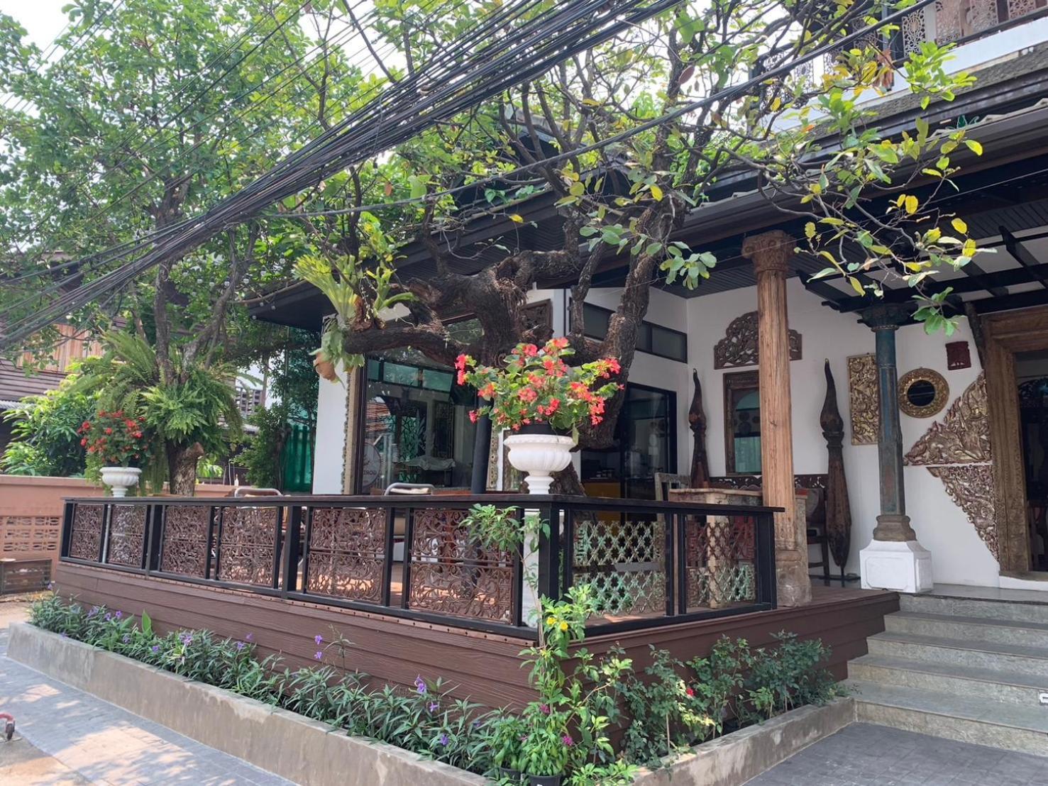 Baan Huenphen Hotel Chiang Mai Exterior foto
