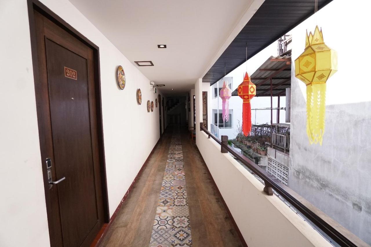Baan Huenphen Boutique Hotel Chiang Mai Exterior foto