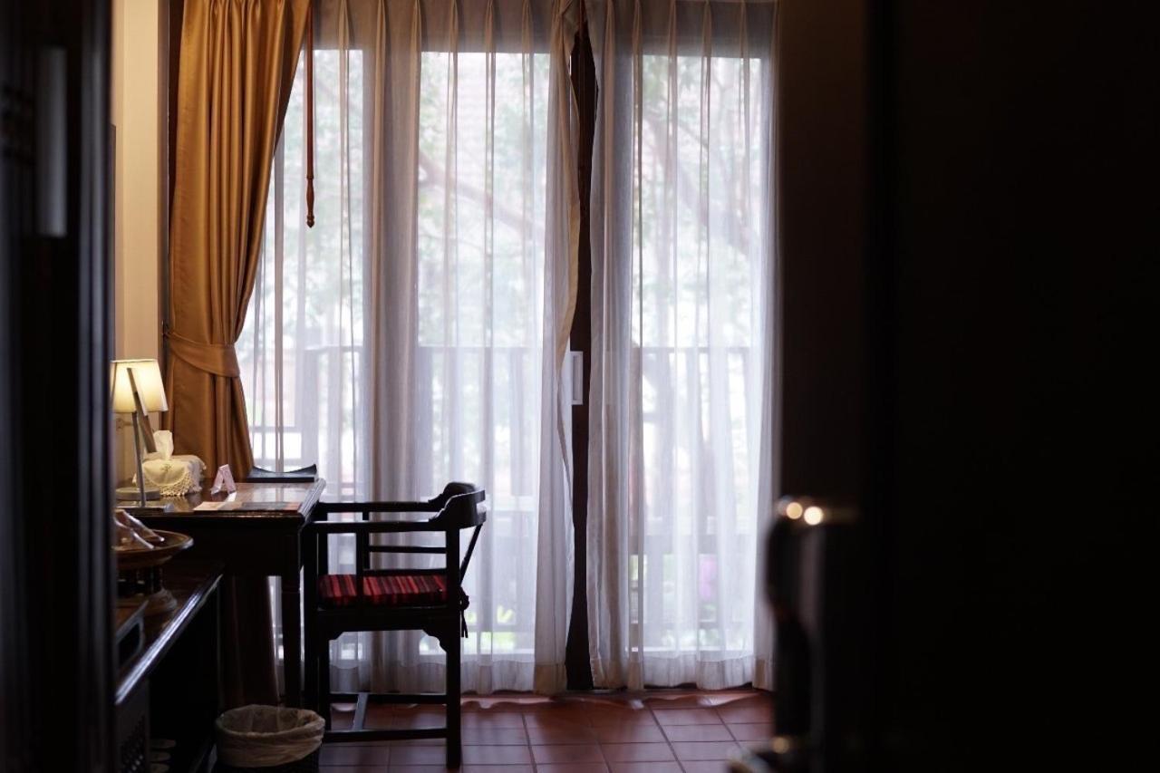 Baan Huenphen Boutique Hotel Chiang Mai Quarto foto
