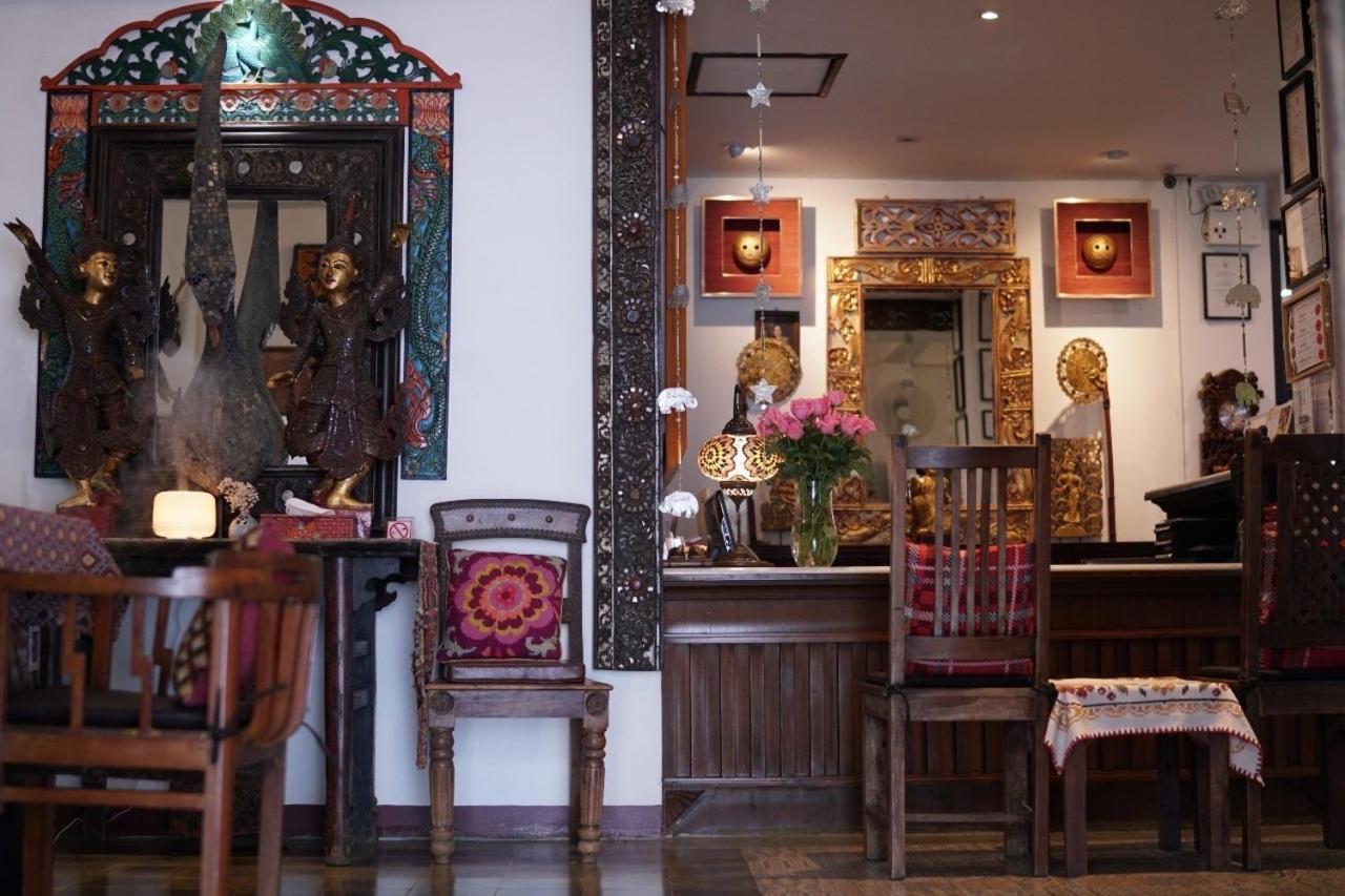Baan Huenphen Boutique Hotel Chiang Mai Exterior foto